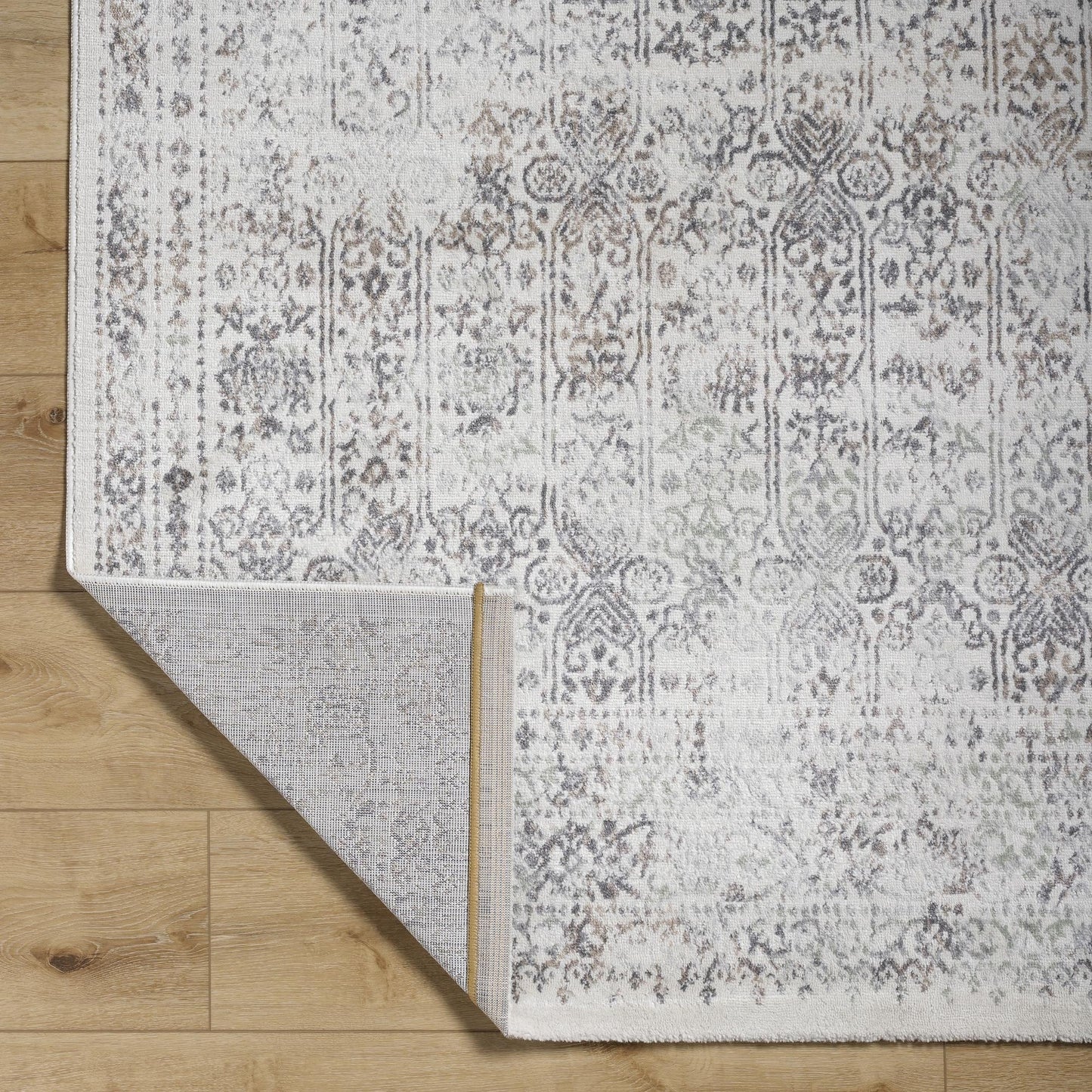 Livabliss Henson Vintage Traditional Area Rug