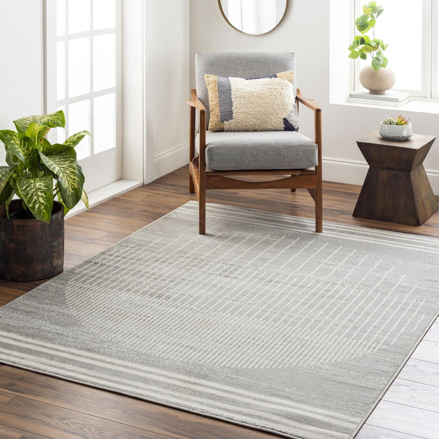 Livabliss Floransa Minimalist Ombre Area Rug