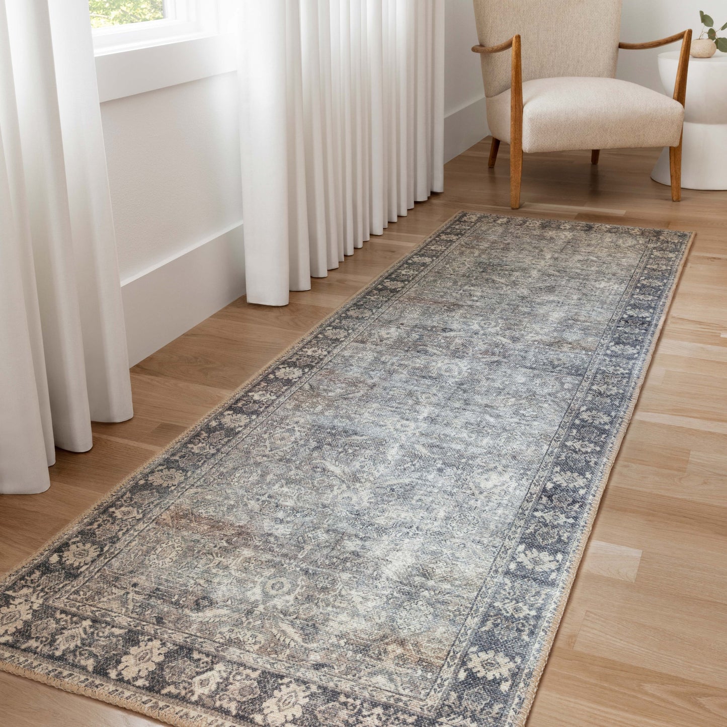 Alexander Home Sophia Distressed Grey Oriental Area Rug