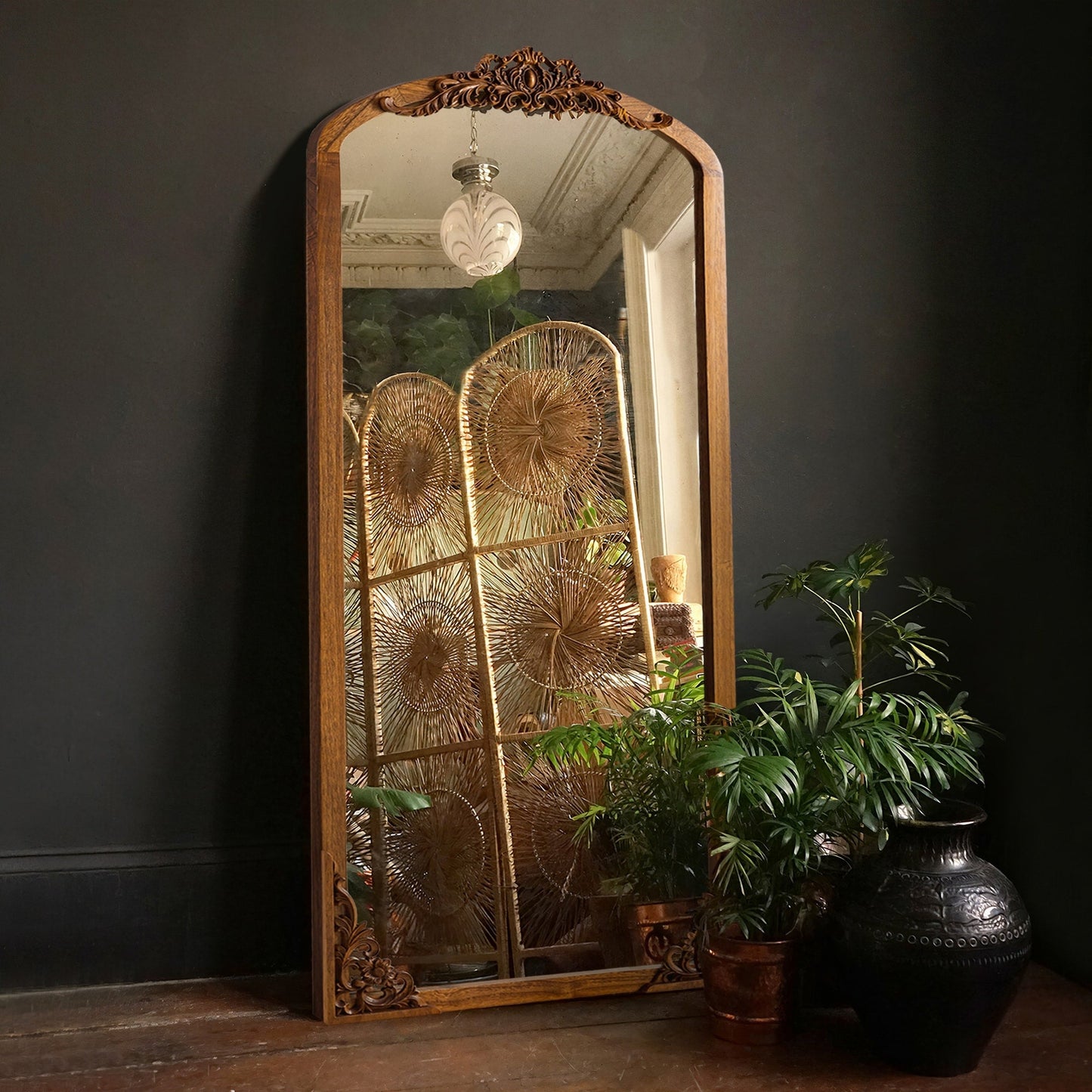 Arched Full-Length Solid Wood Carving Floor Mirror