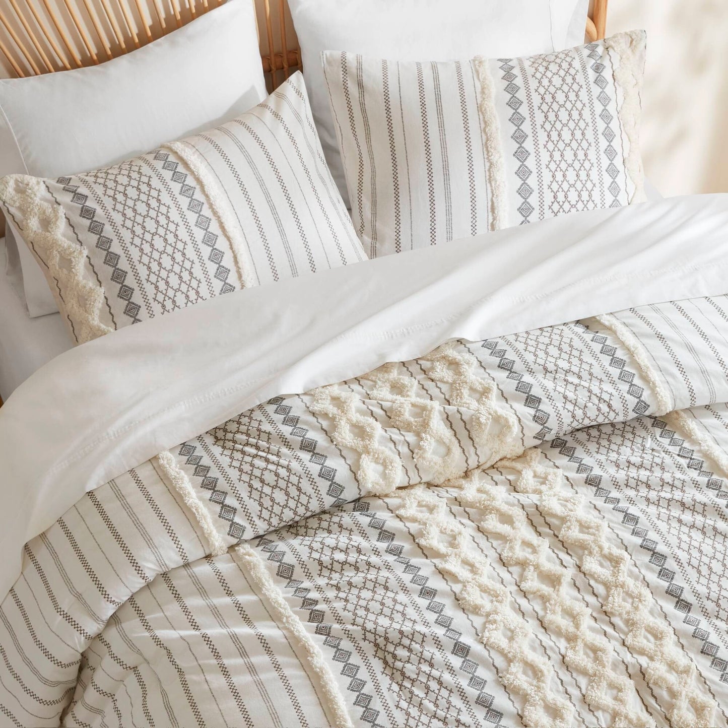 INK+IVY Imani Cotton Printed Comforter Set with Chenille