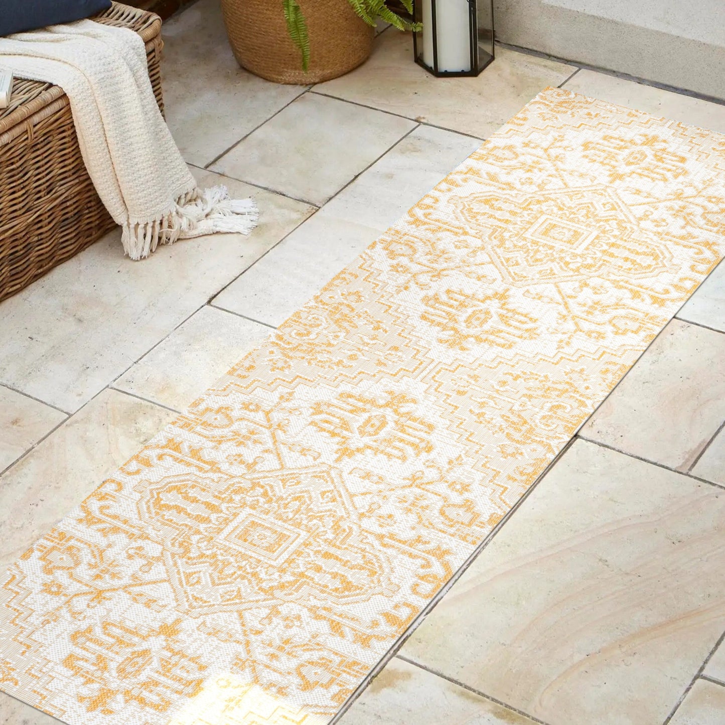 JONATHAN Y Charleston Medallion Indoor/Outdoor Area Rug