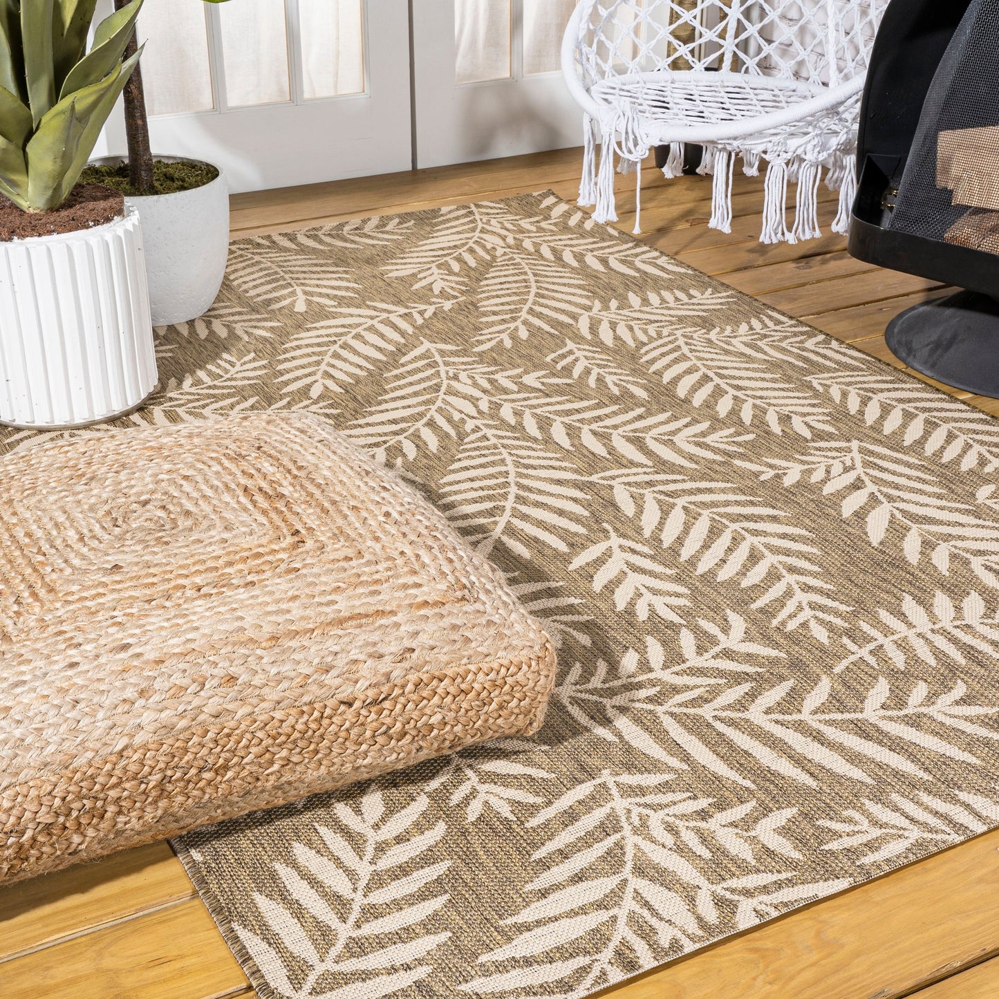 JONATHAN Y Galon Palm Frond Indoor/Outdoor Area Rug