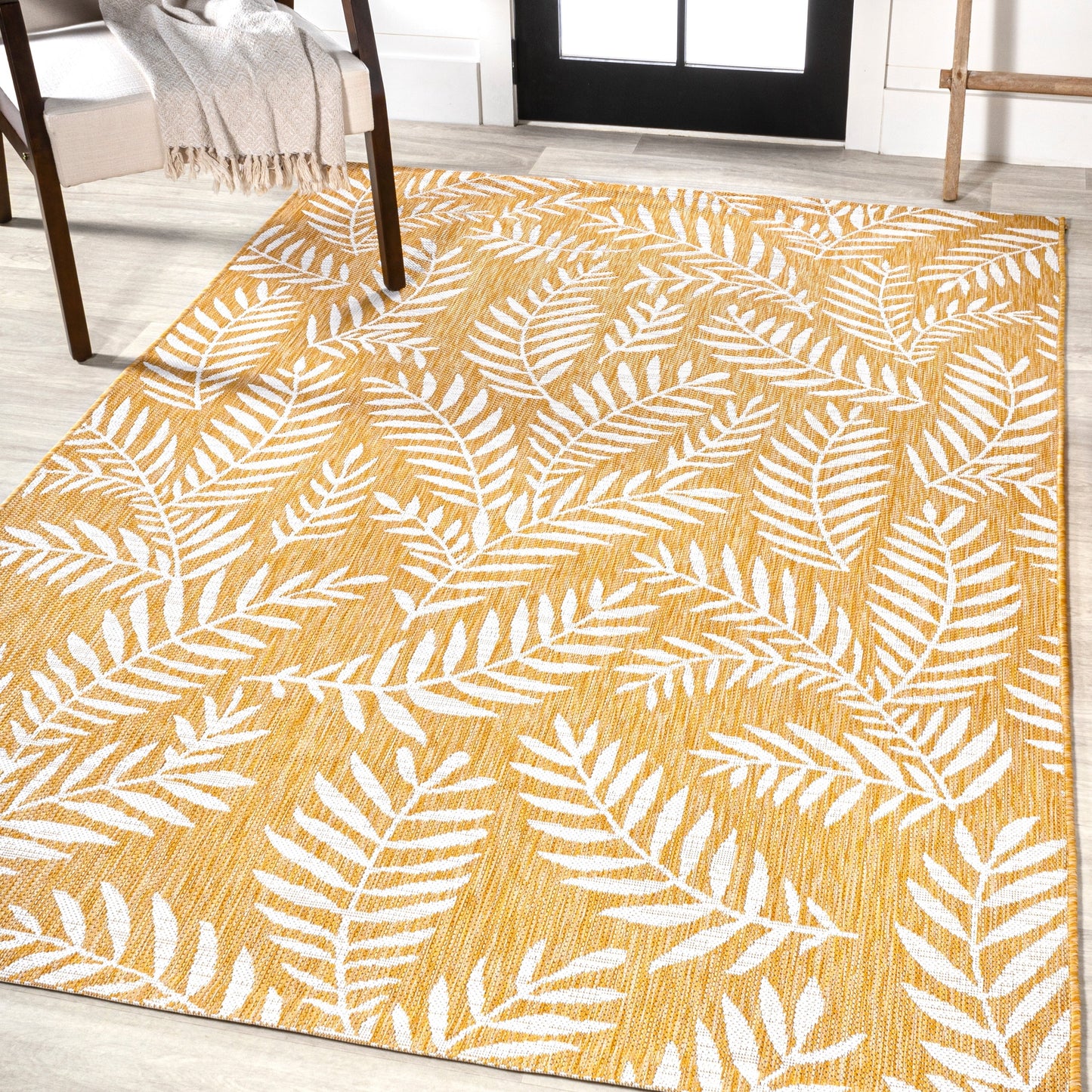 JONATHAN Y Galon Palm Frond Indoor/Outdoor Area Rug