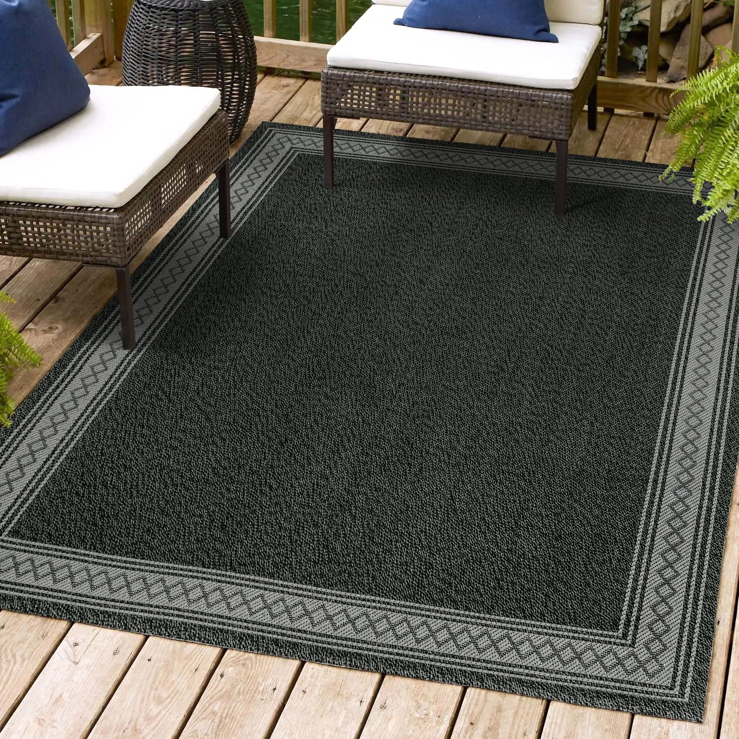 JONATHAN Y Havana Classic Diamond Border Indoor/Outdoor Area Rug