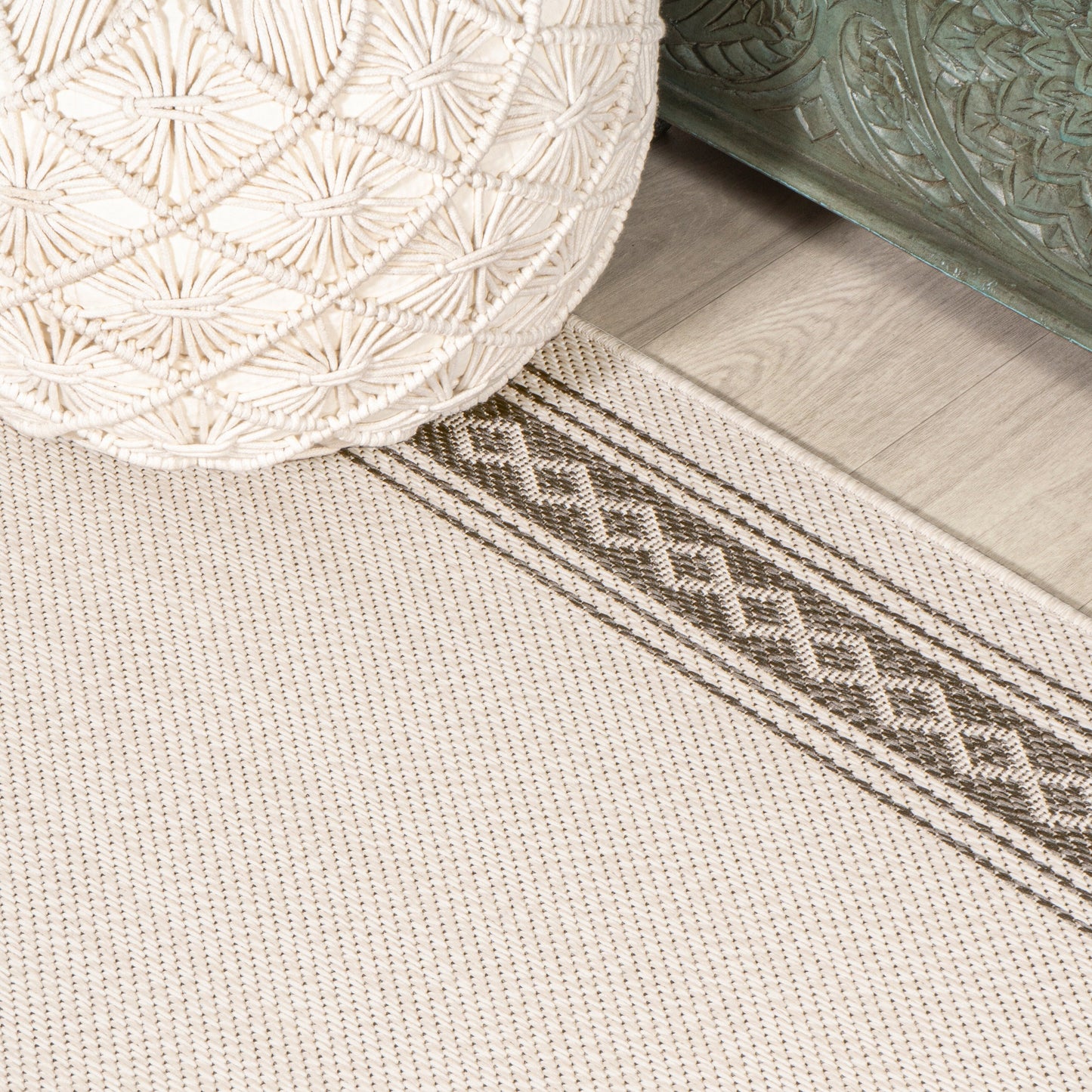 JONATHAN Y Havana Classic Diamond Border Indoor/Outdoor Area Rug