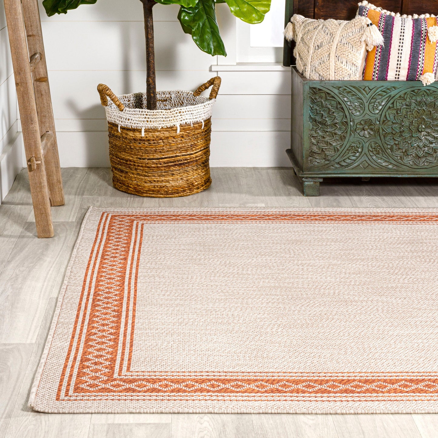 JONATHAN Y Havana Classic Diamond Border Indoor/Outdoor Area Rug