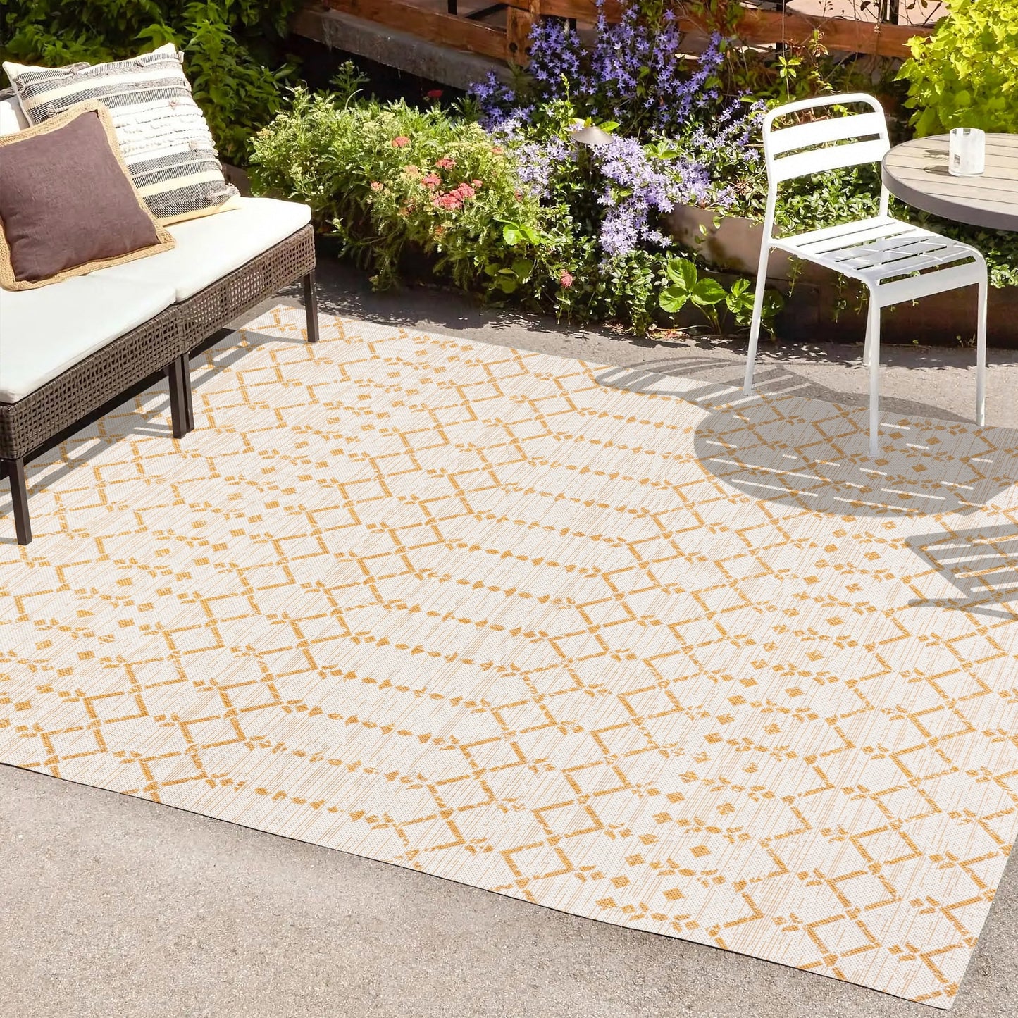 JONATHAN Y Trebol Moroccan Geometric Textured Weave Indoor/Outdoor Area Rug