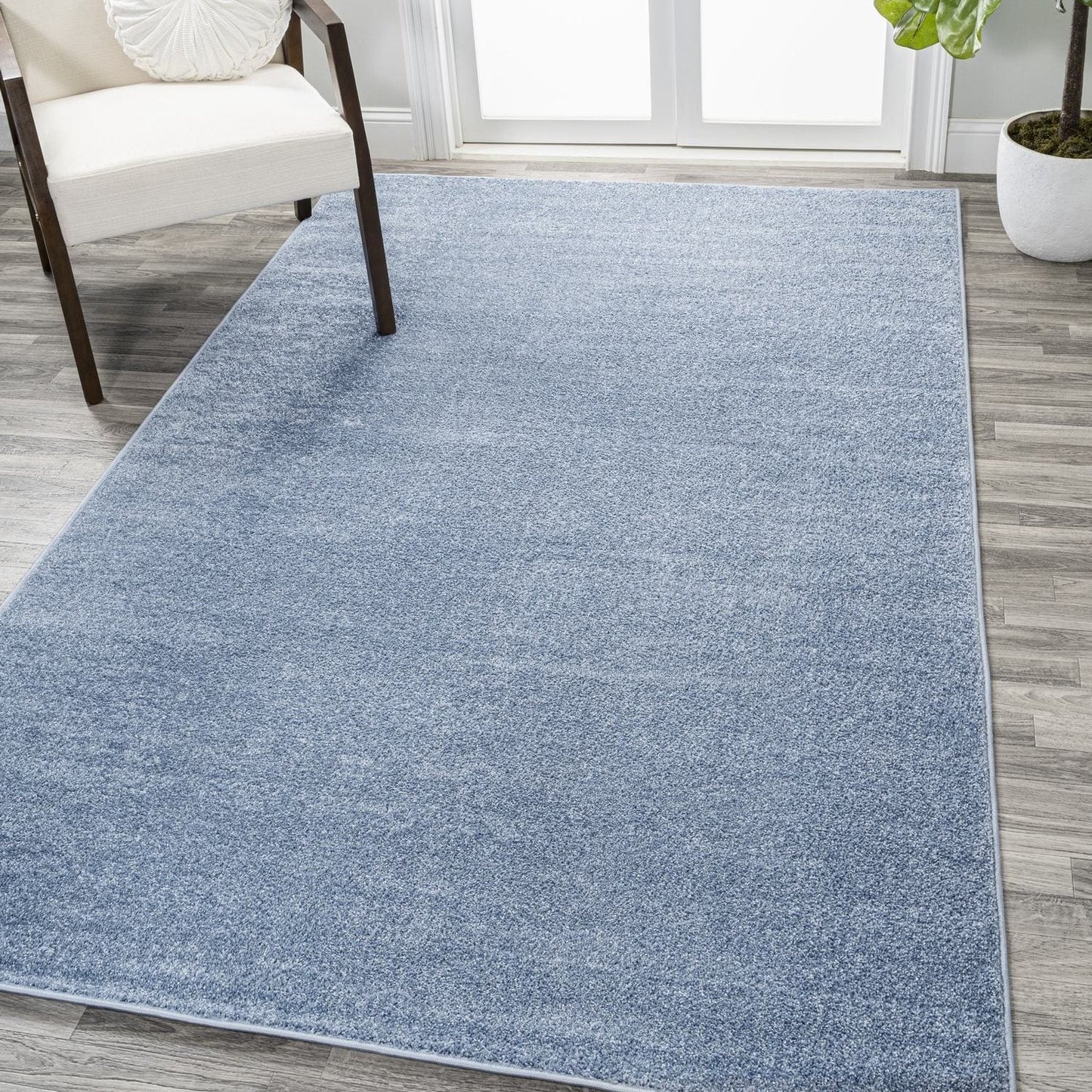 JONATHAN Y Tumbling Solid Low-Pile Area Rug
