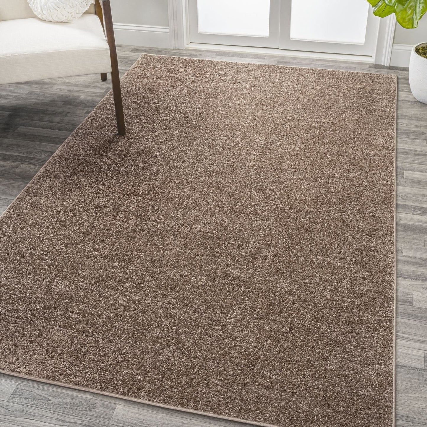 JONATHAN Y Tumbling Solid Low-Pile Area Rug