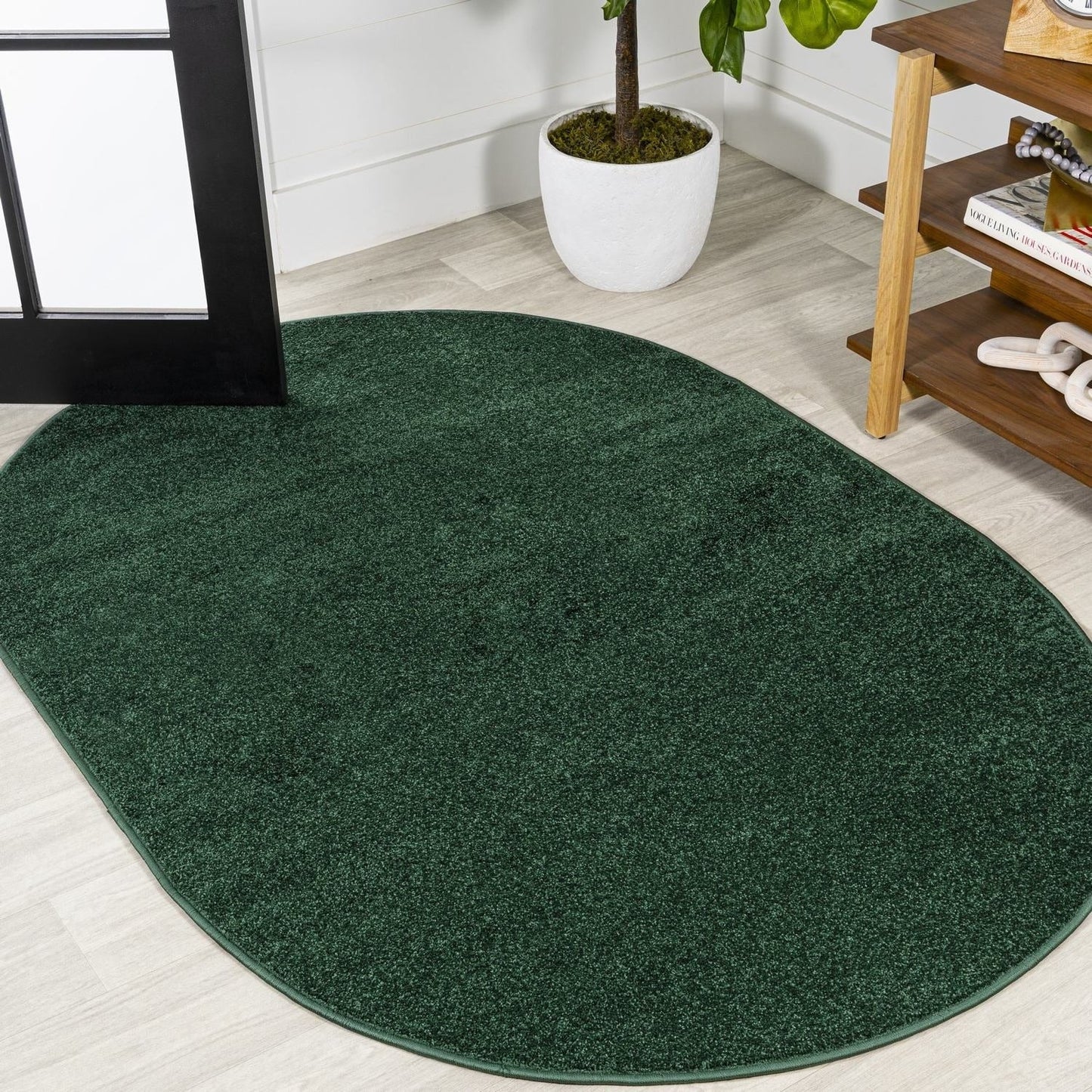 JONATHAN Y Tumbling Solid Low-Pile Area Rug