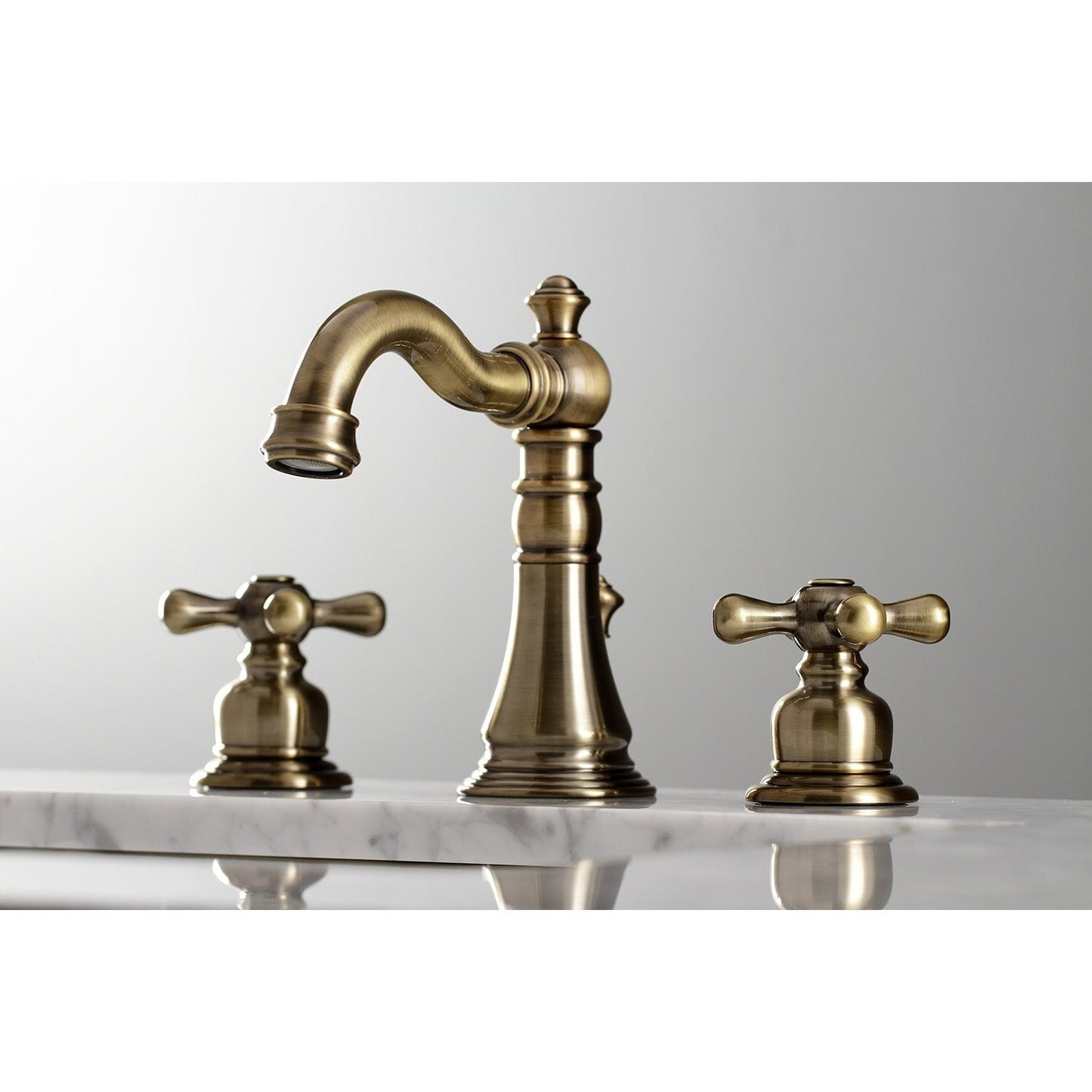 American Classic 8 in. Widespread Bathroom Faucet