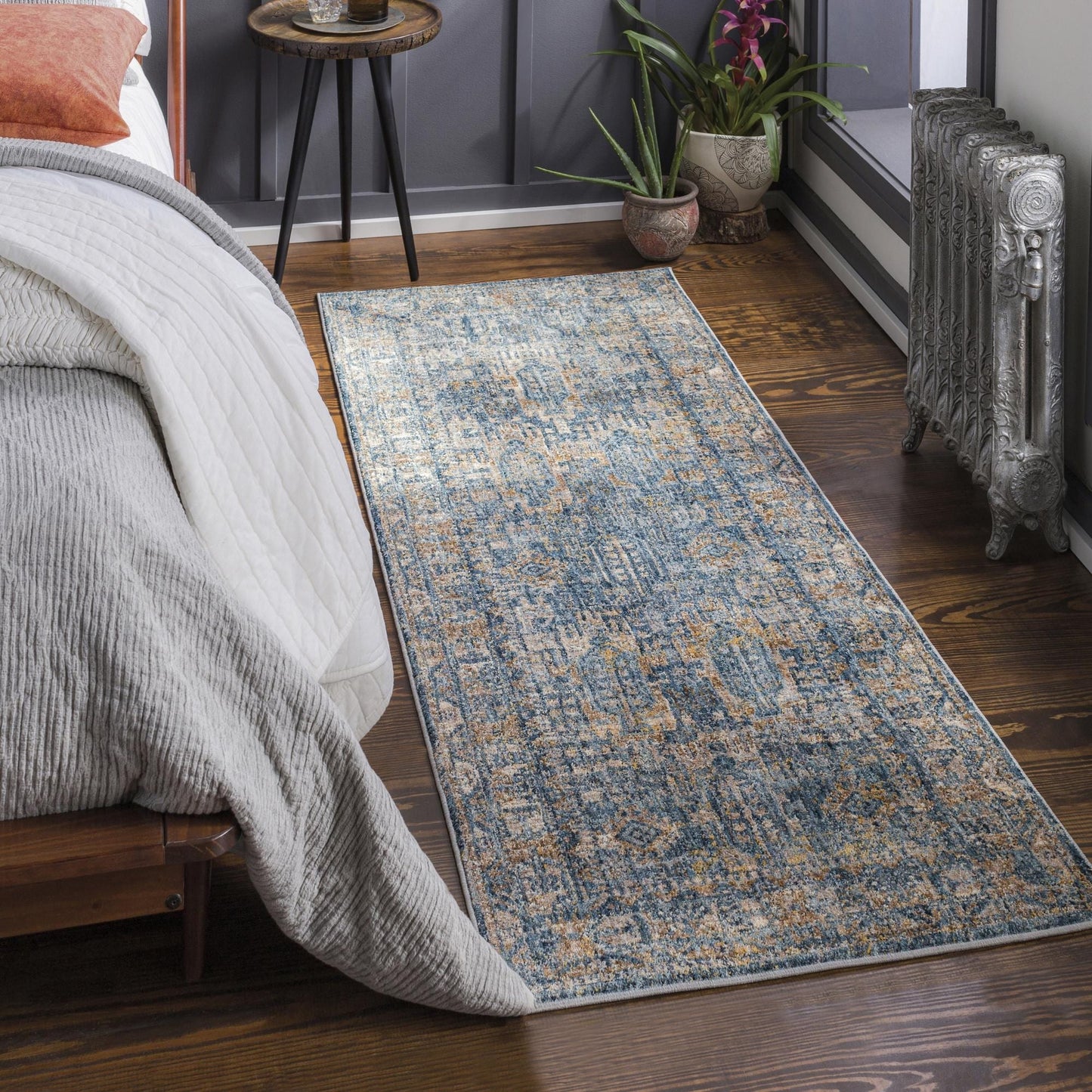 Livabliss Mirabel Traditional Area Rug