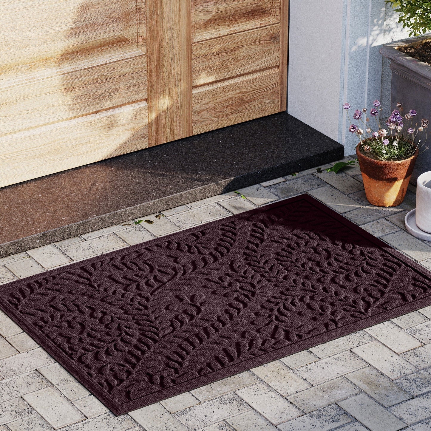 WaterHog Boxwood Indoor Outdoor Door Mat